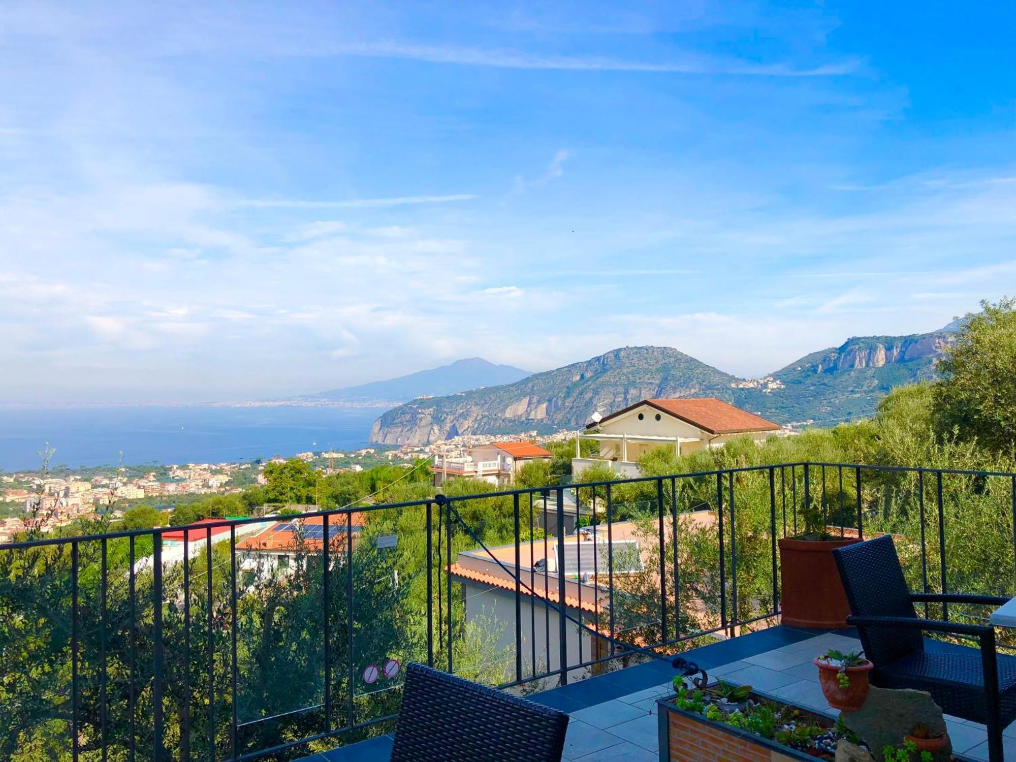 Casa Mazzola Bed & Breakfast Sant'Agnello Exterior photo