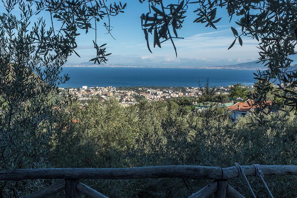 Casa Mazzola Bed & Breakfast Sant'Agnello Exterior photo